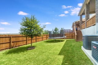 Thumbnail of post image 040